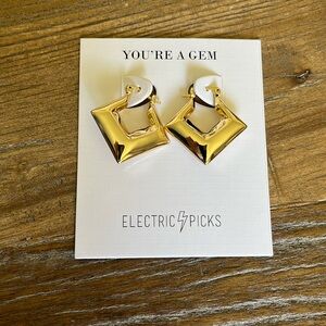 Brand: Electric ⚡️Picks; Item: Earrings; Color: Gold; Iridescent Bag (original)